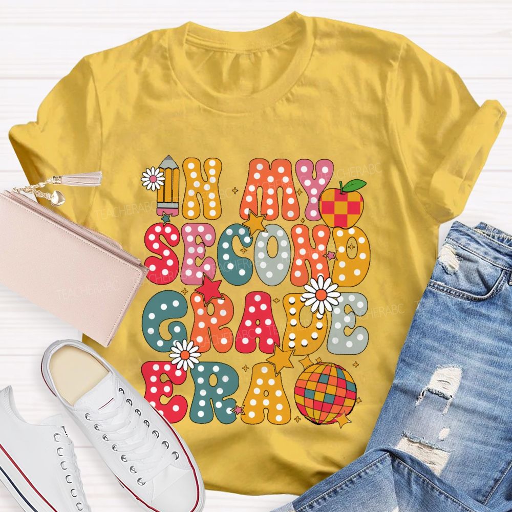 Personalized Grade In My Second Grade Era Teacher T-Shirt