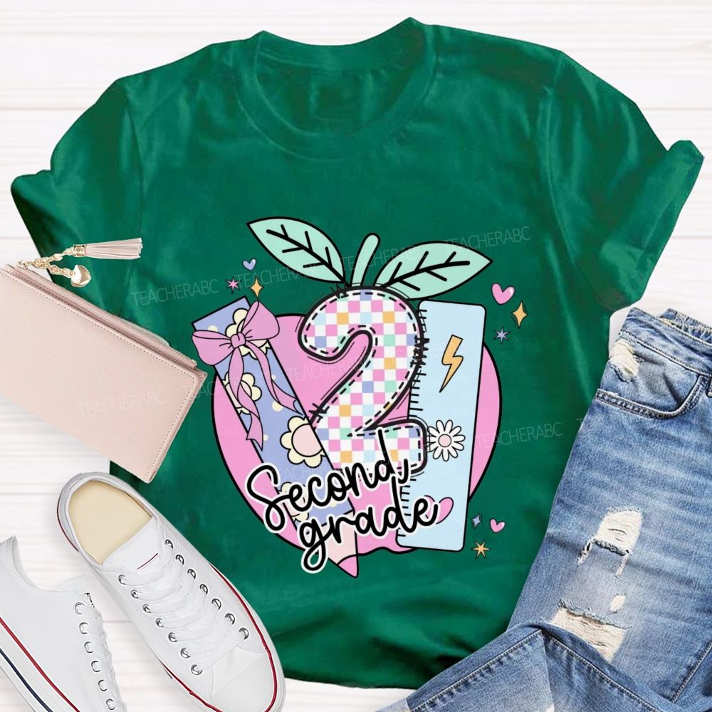 Personalized Grade Pink Apple And Colorful Plaid Print Teacher T-Shirt