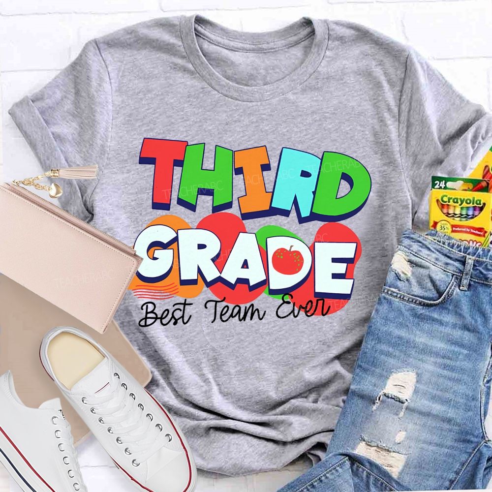 Personalized Grade Best Team Ever Colorful Letters Apple Teacher T-Shirt