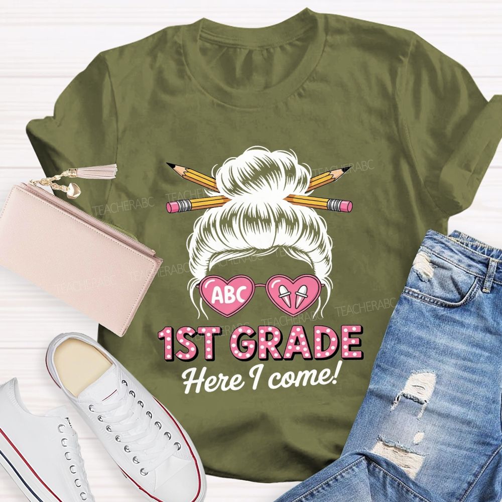Personalized Grade 1st Grade Here I Come Heart Glasses Teacher T-shirt