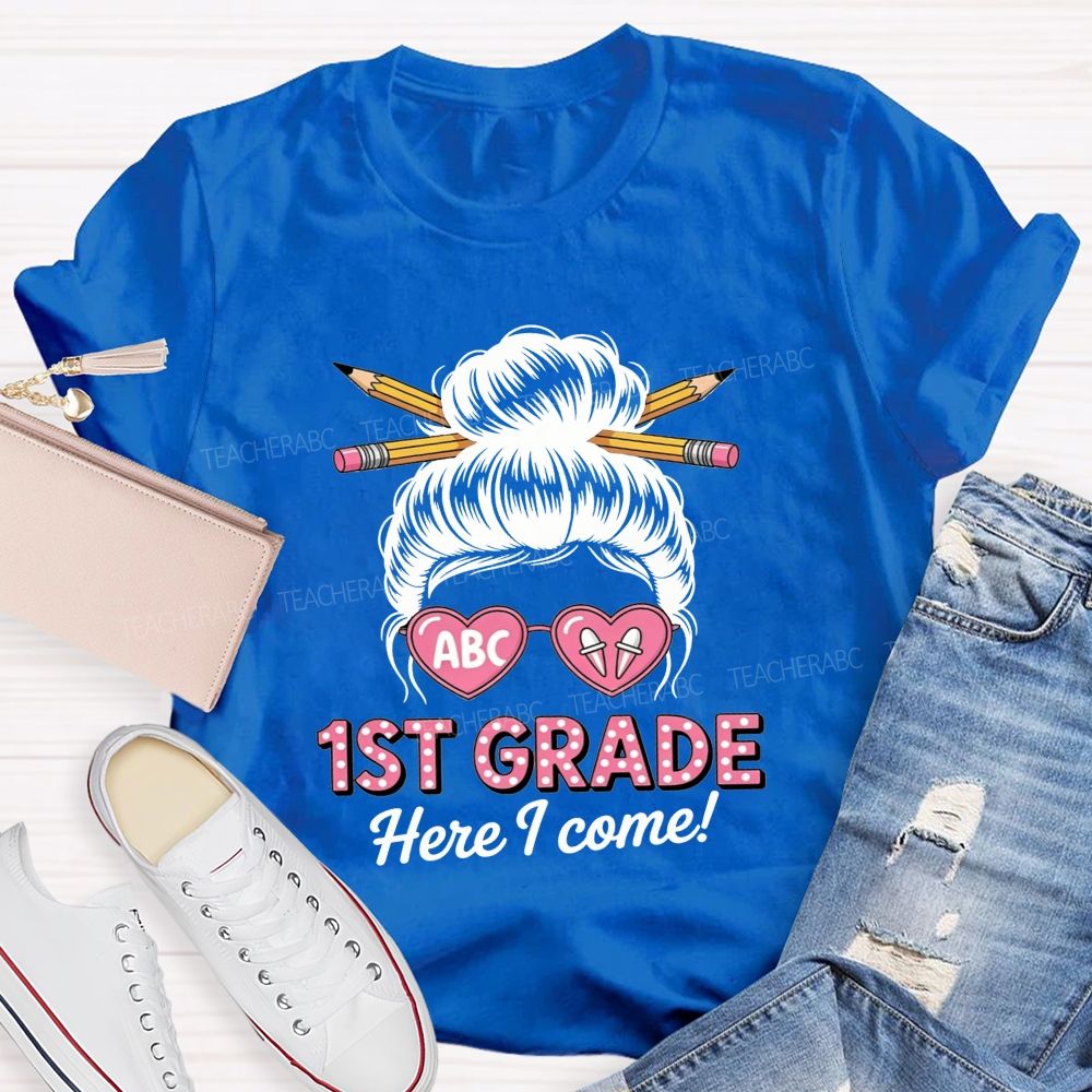 Personalized Grade 1st Grade Here I Come Heart Glasses Teacher T-shirt