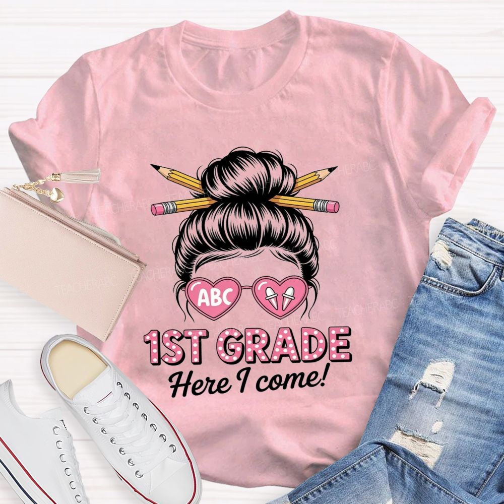 Personalized Grade 1st Grade Here I Come Heart Glasses Teacher T-shirt