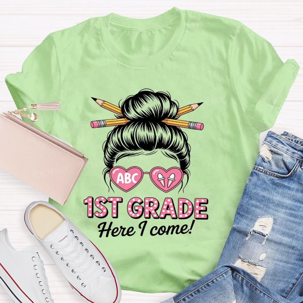 Personalized Grade 1st Grade Here I Come Heart Glasses Teacher T-shirt