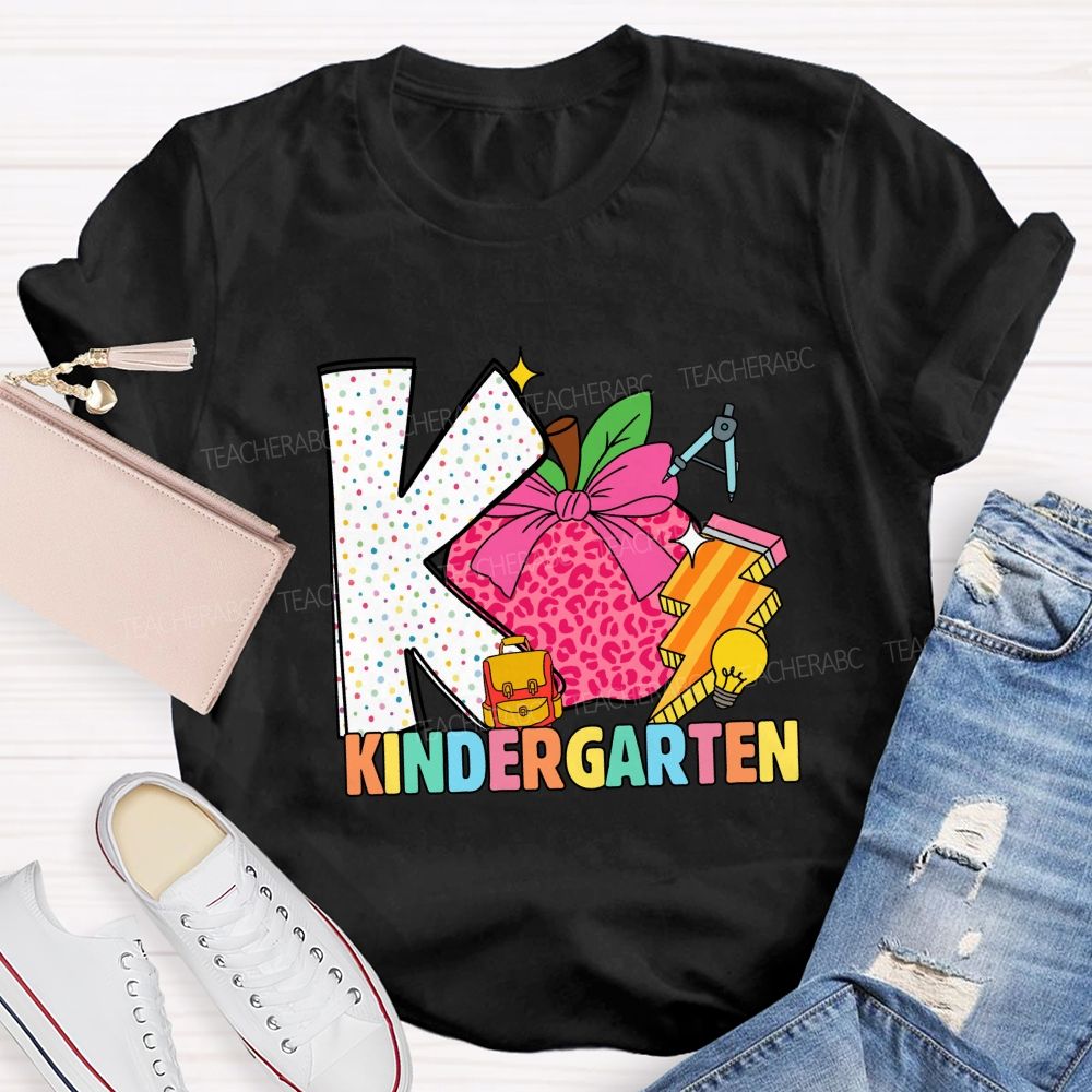 Personalized Grade Pink Leopard Apple Back To School Teacher T-Shirt