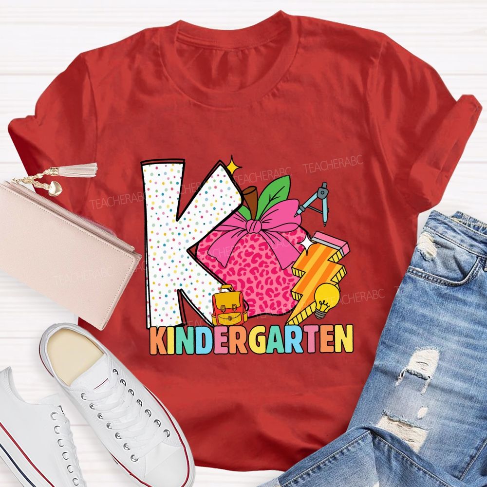 Personalized Grade Pink Leopard Apple Back To School Teacher T-Shirt