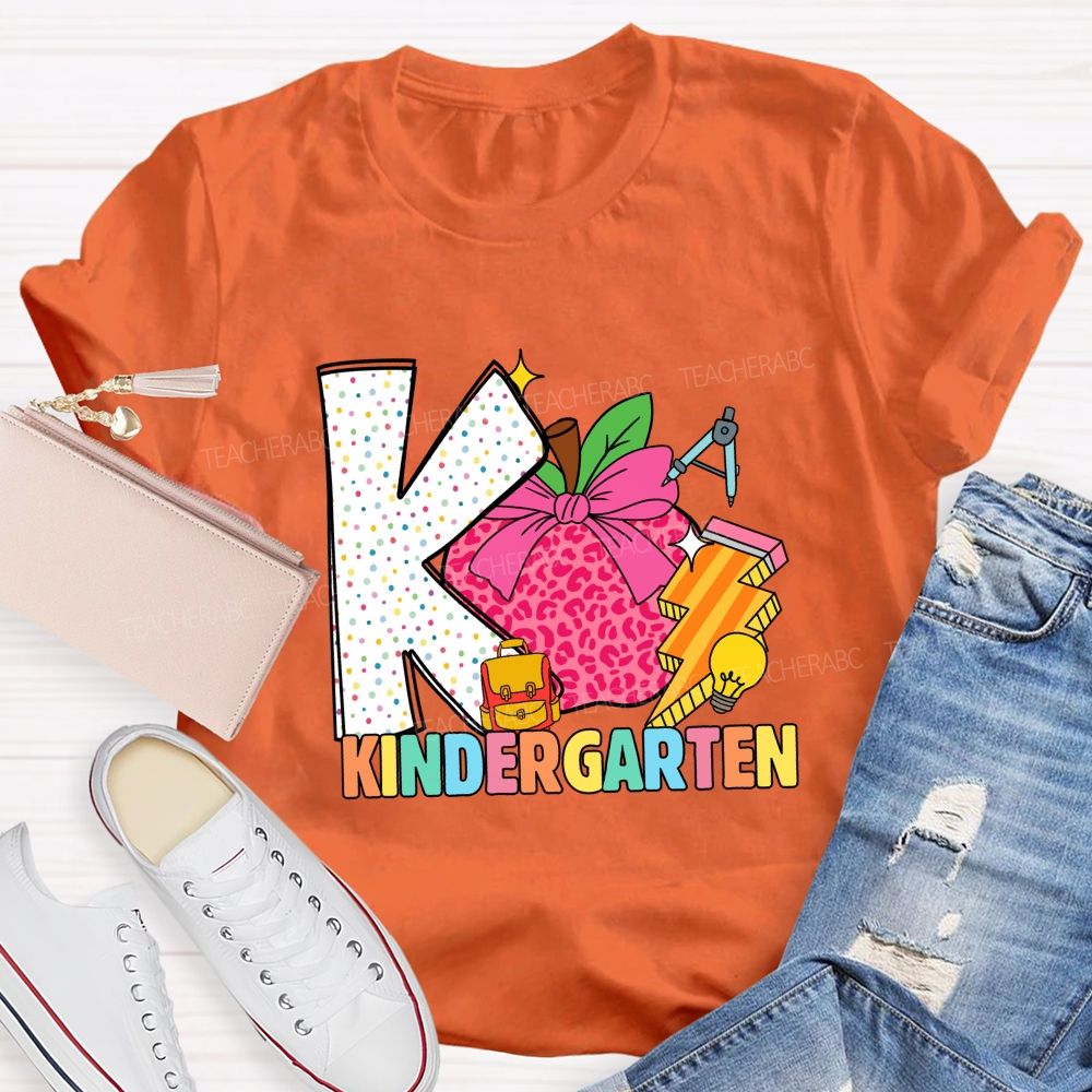 Personalized Grade Pink Leopard Apple Back To School Teacher T-Shirt