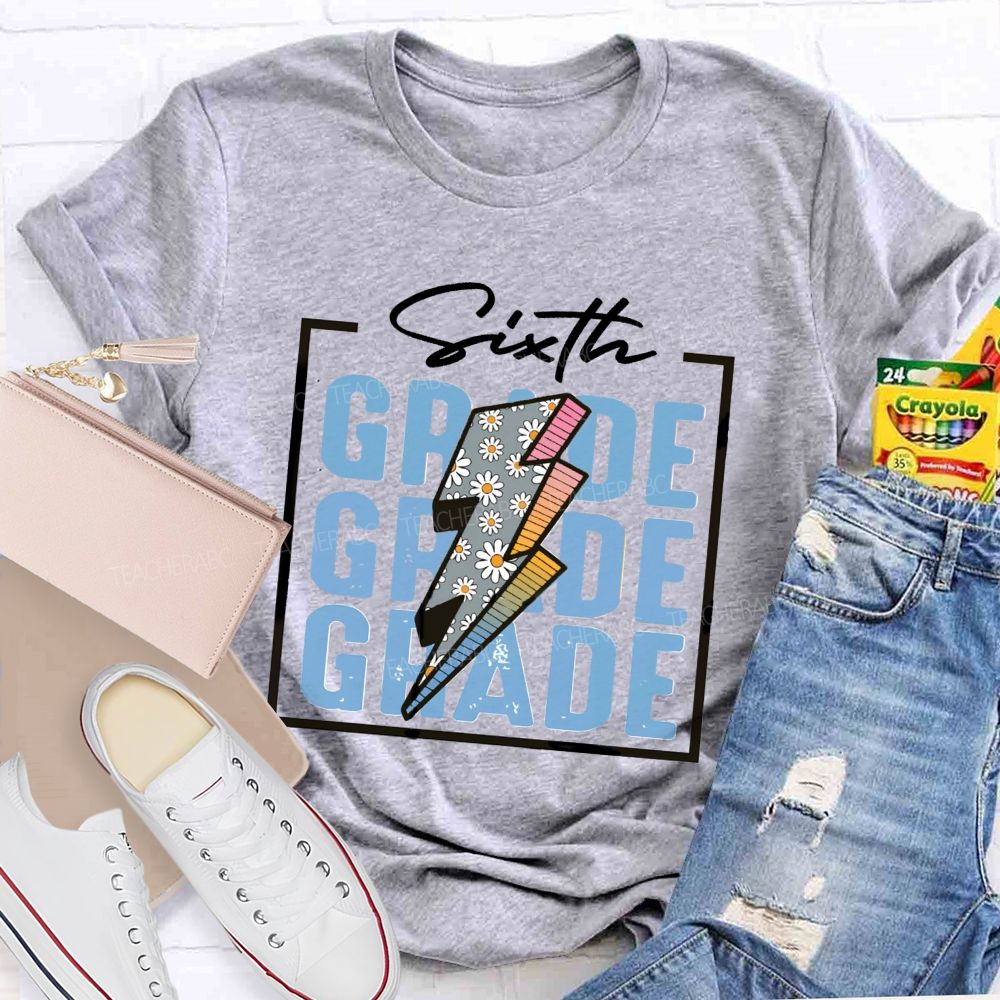 Personalized Grade Colorful Letters Daisy Printed Teacher T-Shirt