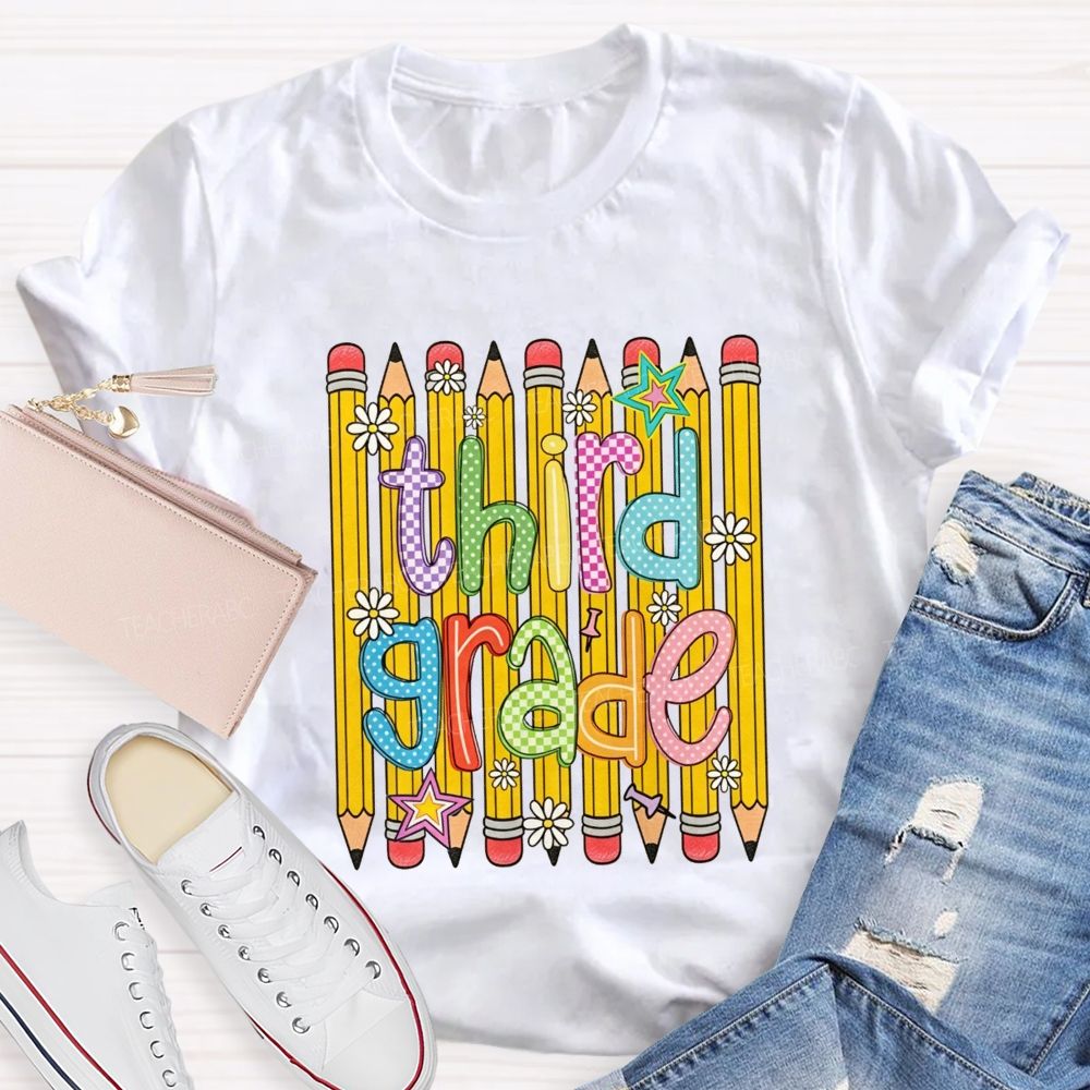 Personalized Grade Colorful Pattern Pencil Third Grade Teacher T-shirt