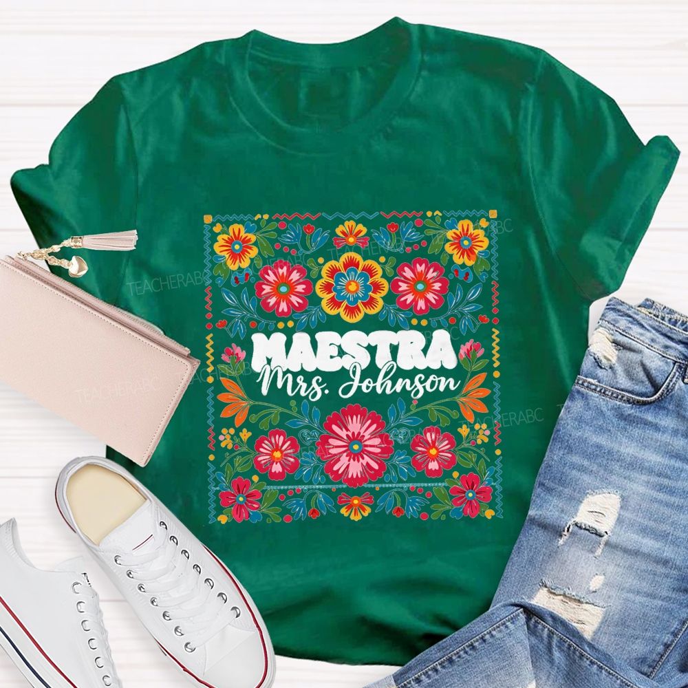 Personalized Name Bilingual Teacher Vintage Floral Teacher T-shirt