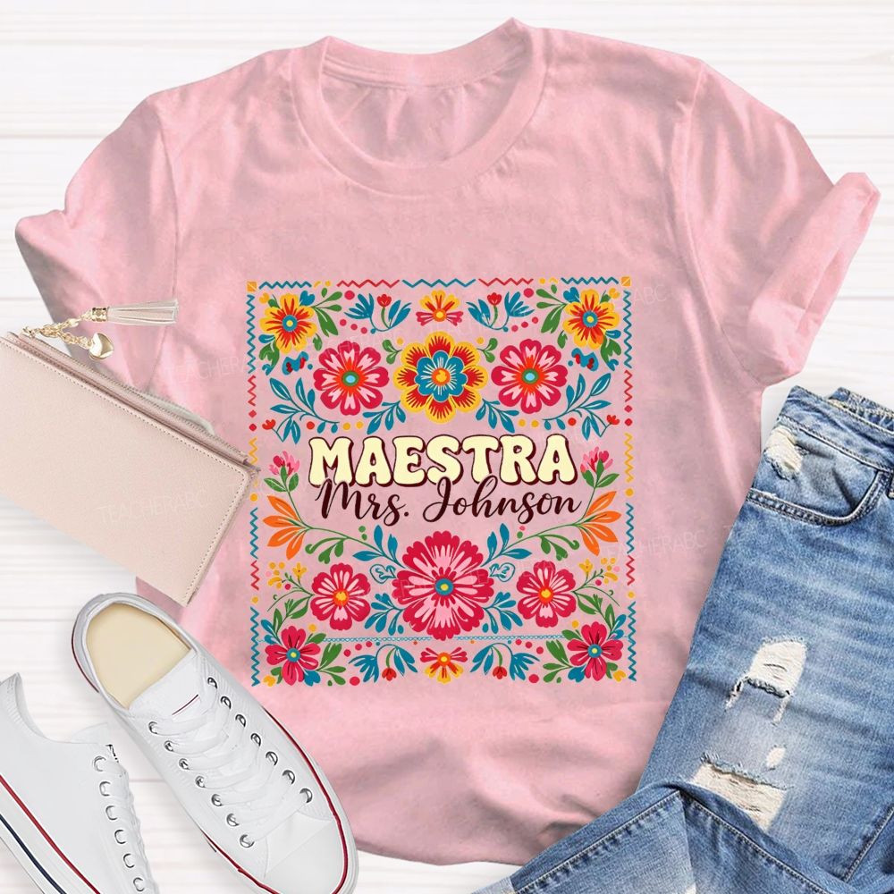 Personalized Name Bilingual Teacher Vintage Floral Teacher T-shirt