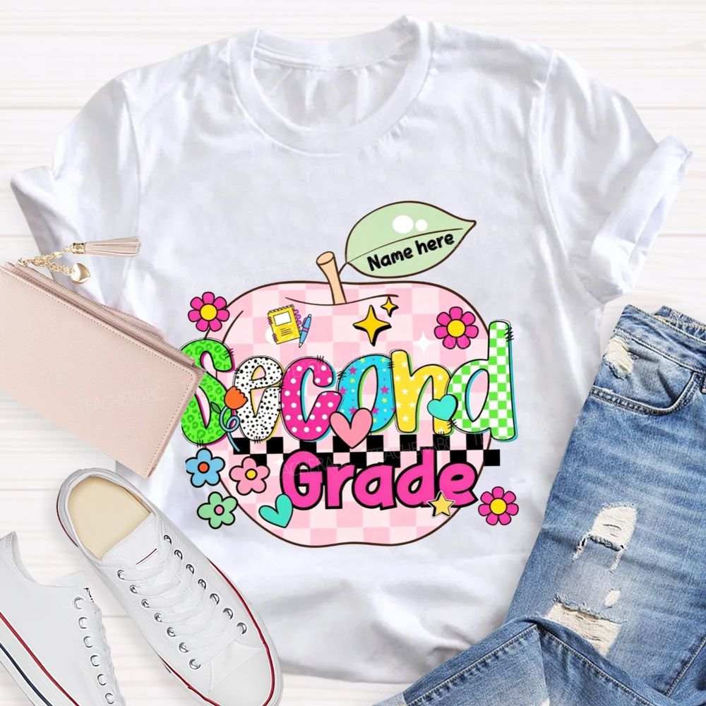 Personalized Name And Grade Pink Check Apple Teacher T-shirt