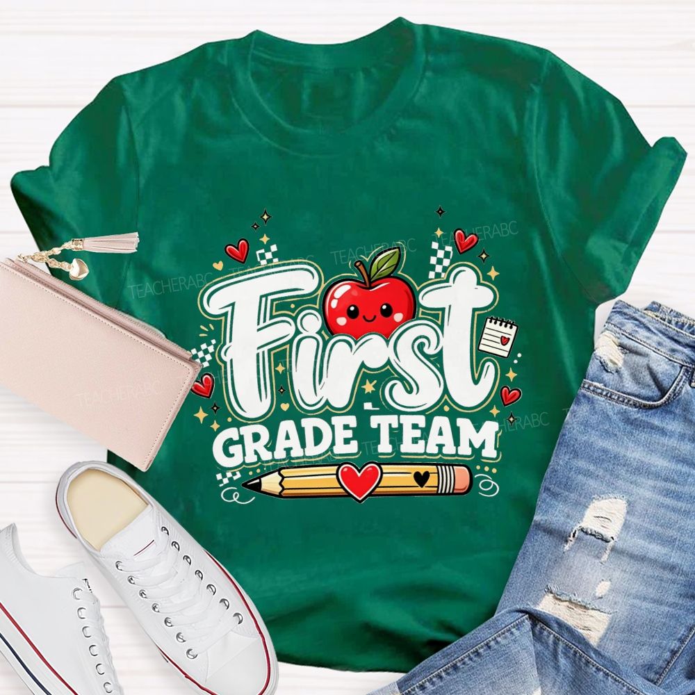 Personalized Grade First Grade Team Hearts And Apples Teacher T-shirt