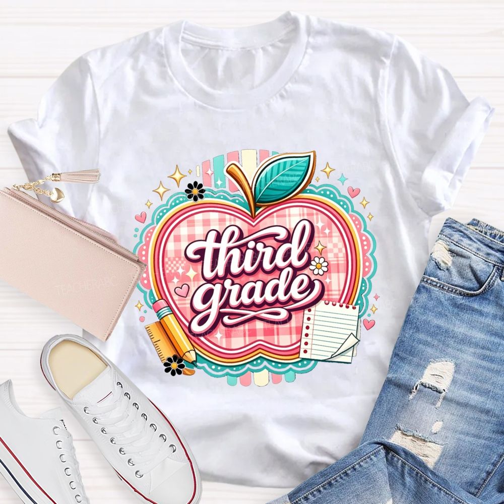 Personalized Grade Living That Third Grade Life Teacher T-shirt