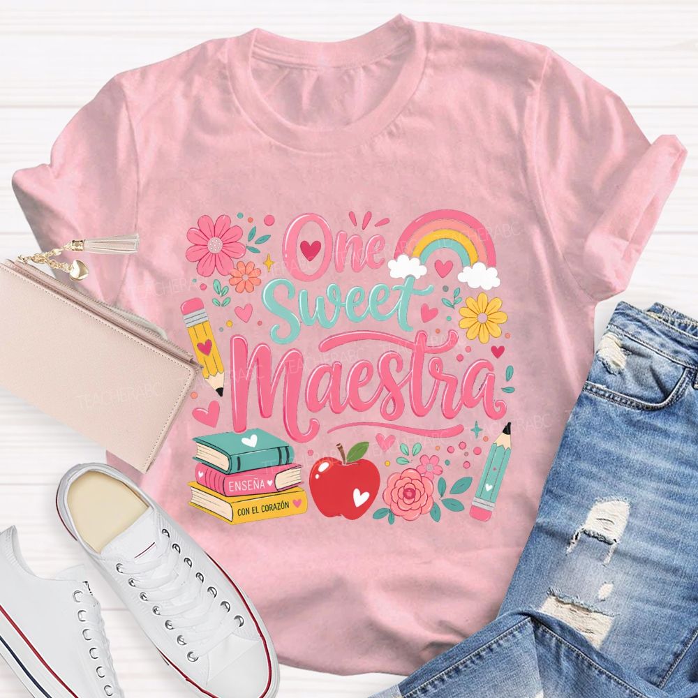 One Sweet Maestra Con El Corazon Sweet Floral Teacher T-shirt