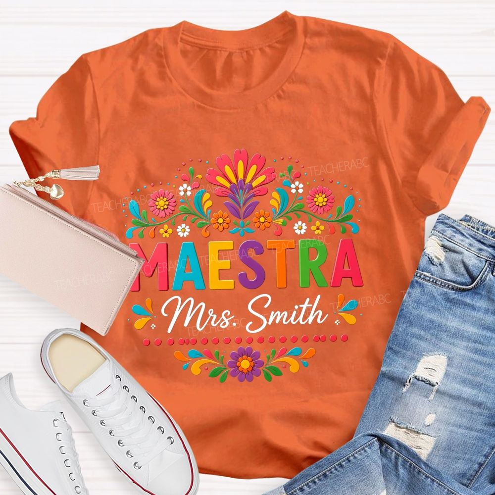 Personalized Name Maestra Vintage Flower Teacher T-Shirt
