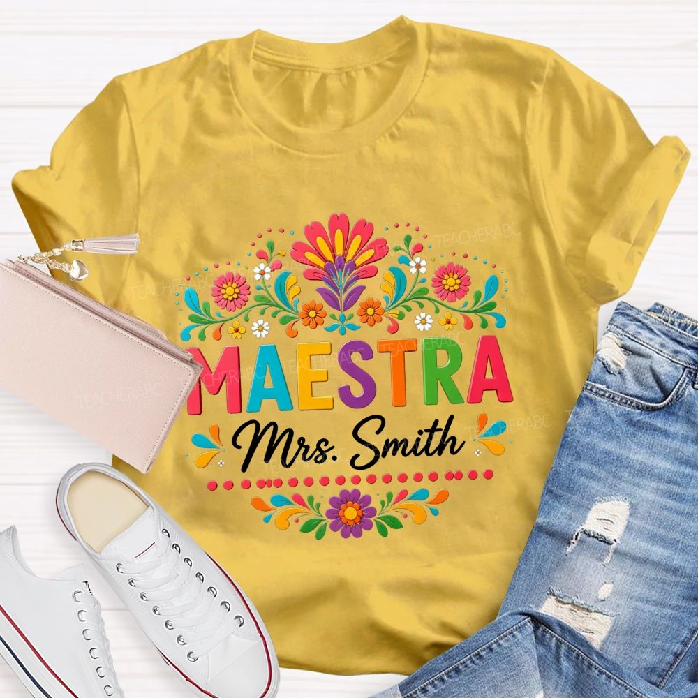 Personalized Name Maestra Vintage Flower Teacher T-Shirt