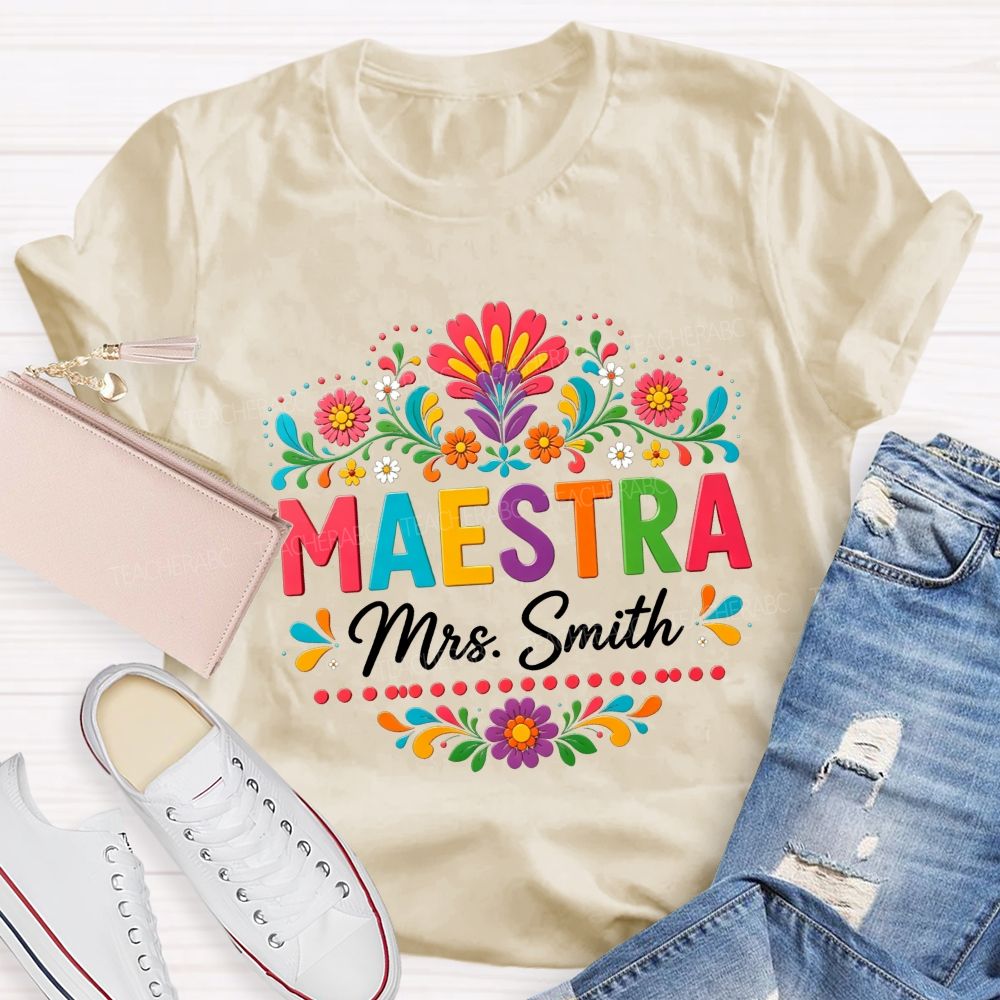 Personalized Name Maestra Vintage Flower Teacher T-Shirt
