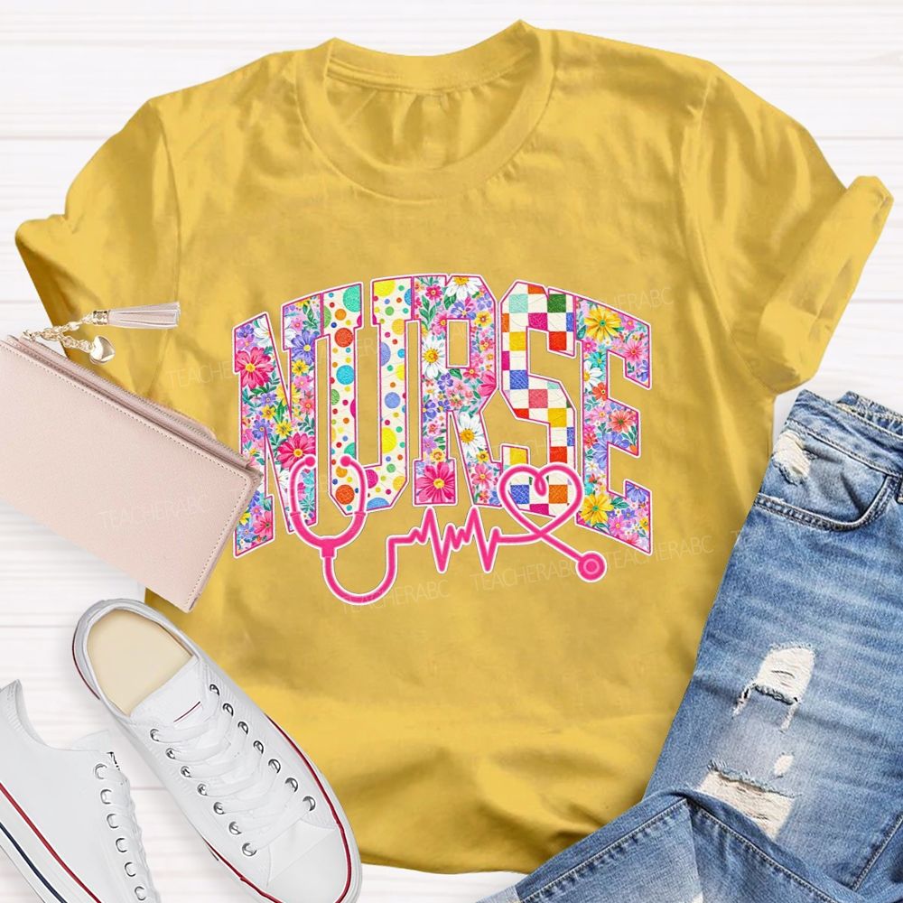 School Nurse Healing With Heart And Stethoscope T-shirt
