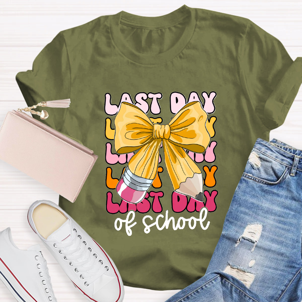 Last Day Of School Pink Bow Teacher T-Shirt