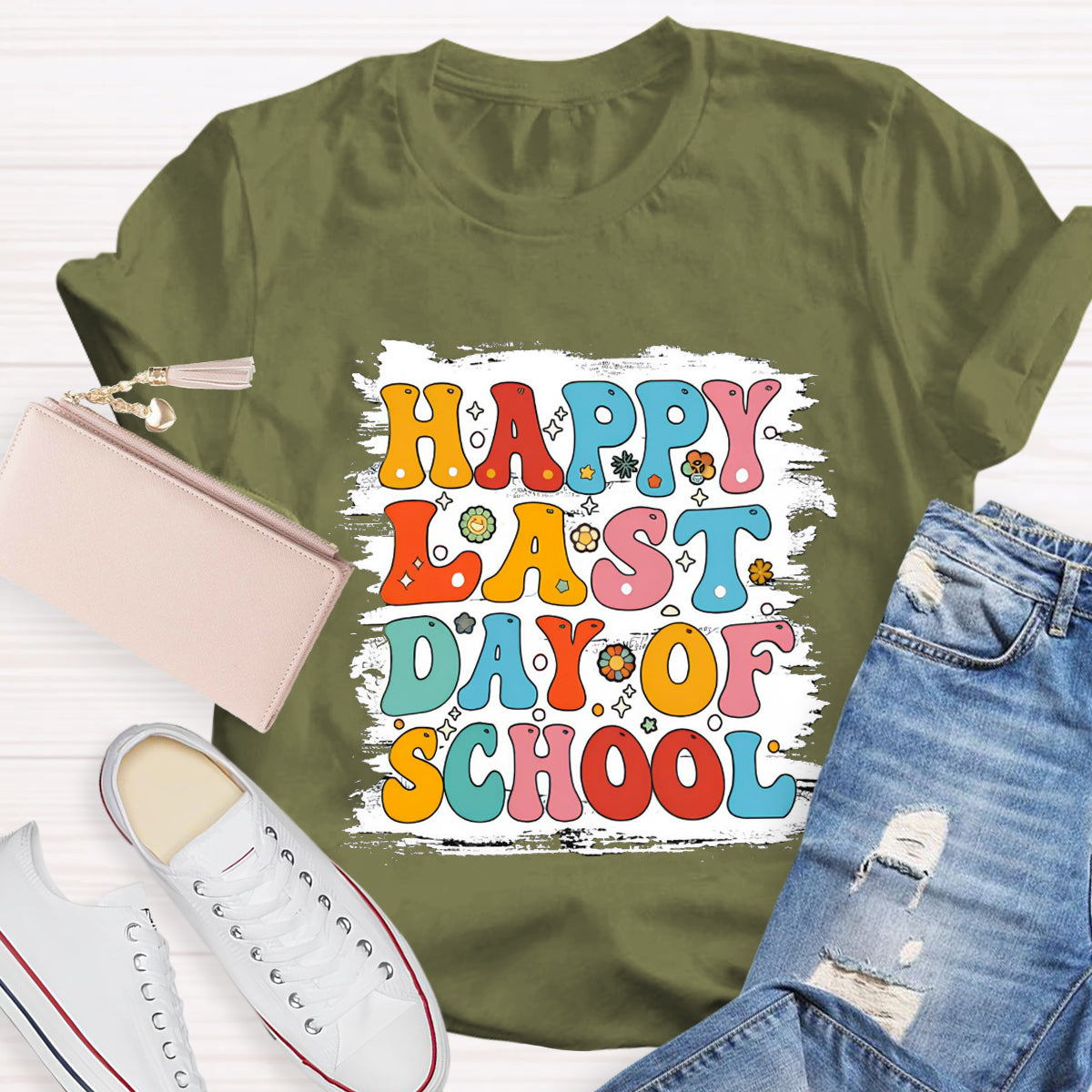 Happy Last Day Of School White Background Print Teacher T-Shirt