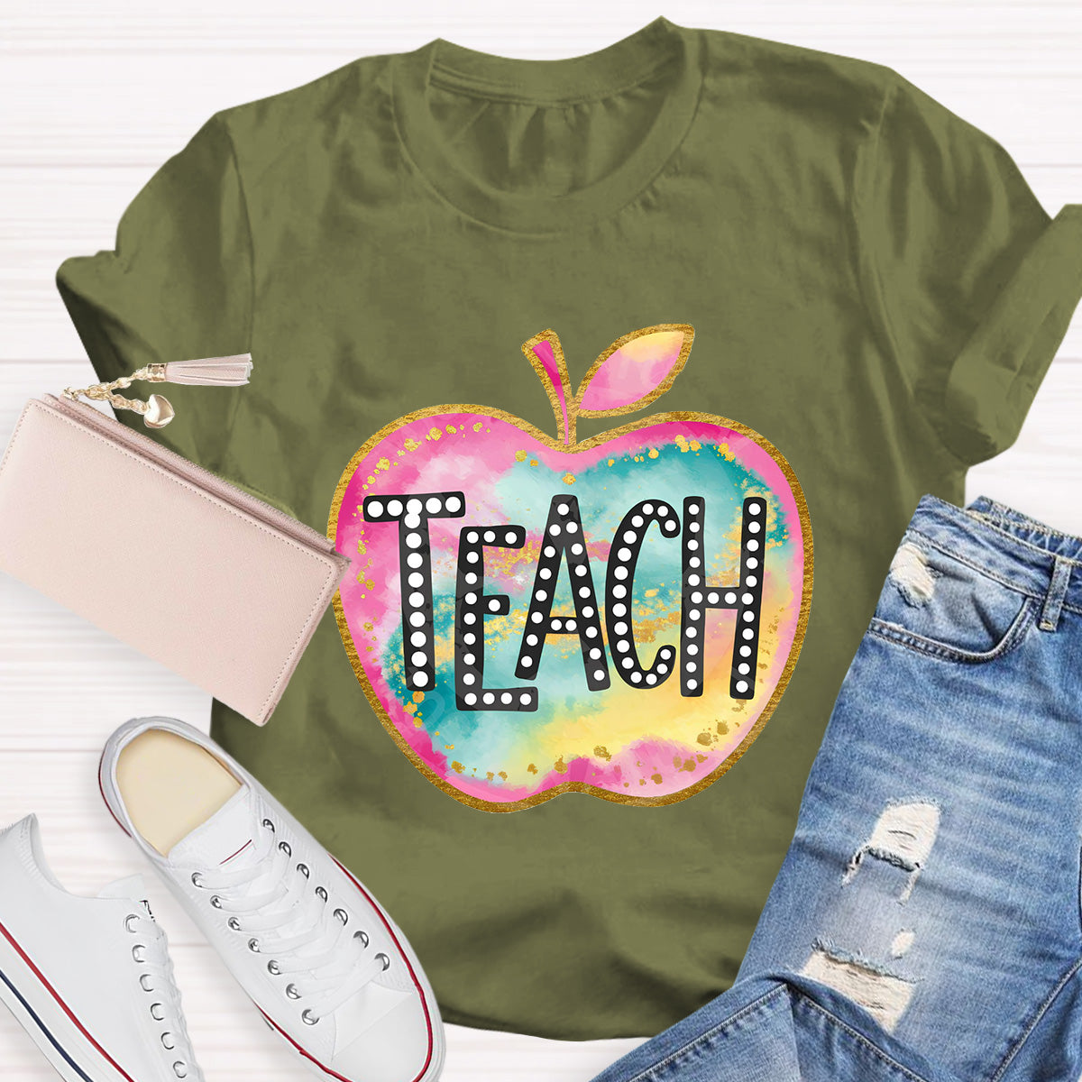 Love Teach Pink Apple Teacher T-Shirt