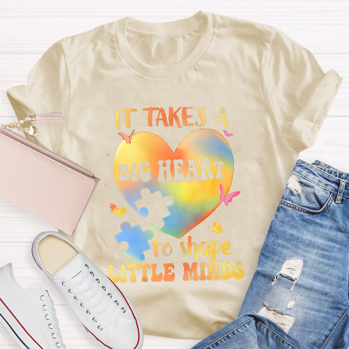 It Takes A  Big Heart To Shape Little Minds Teacher T-Shirt