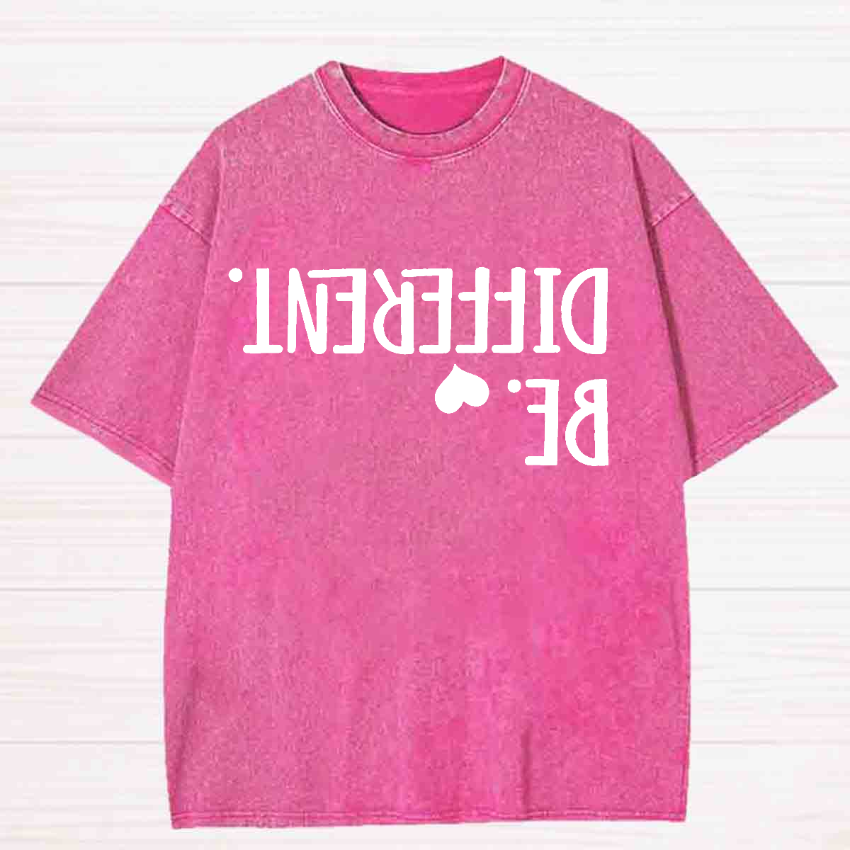Be Different Washed T-shirt
