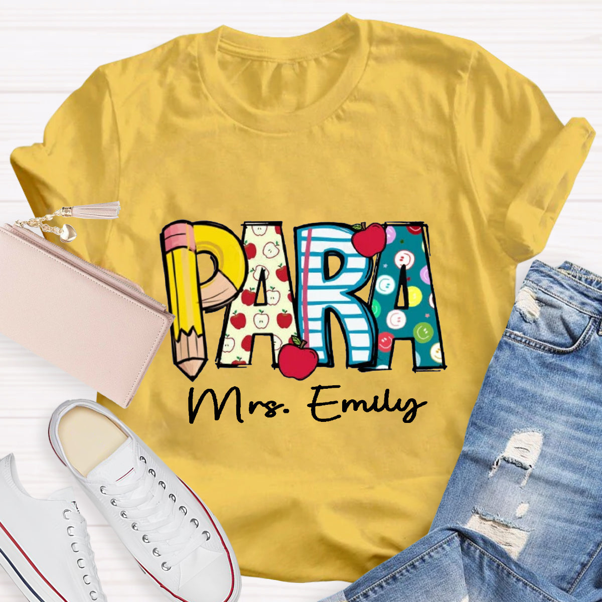 Personalized Para Teacher Name Apple Teacher T-Shirt