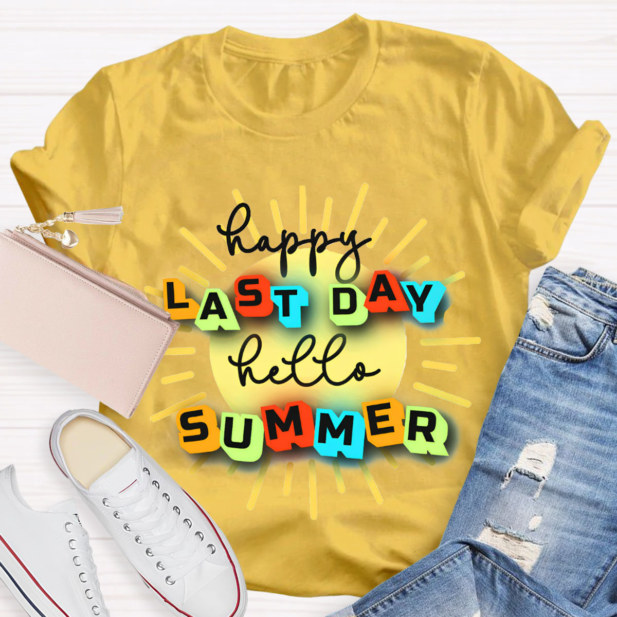 Happy Last Day Hello Summer Teacher T-Shirt