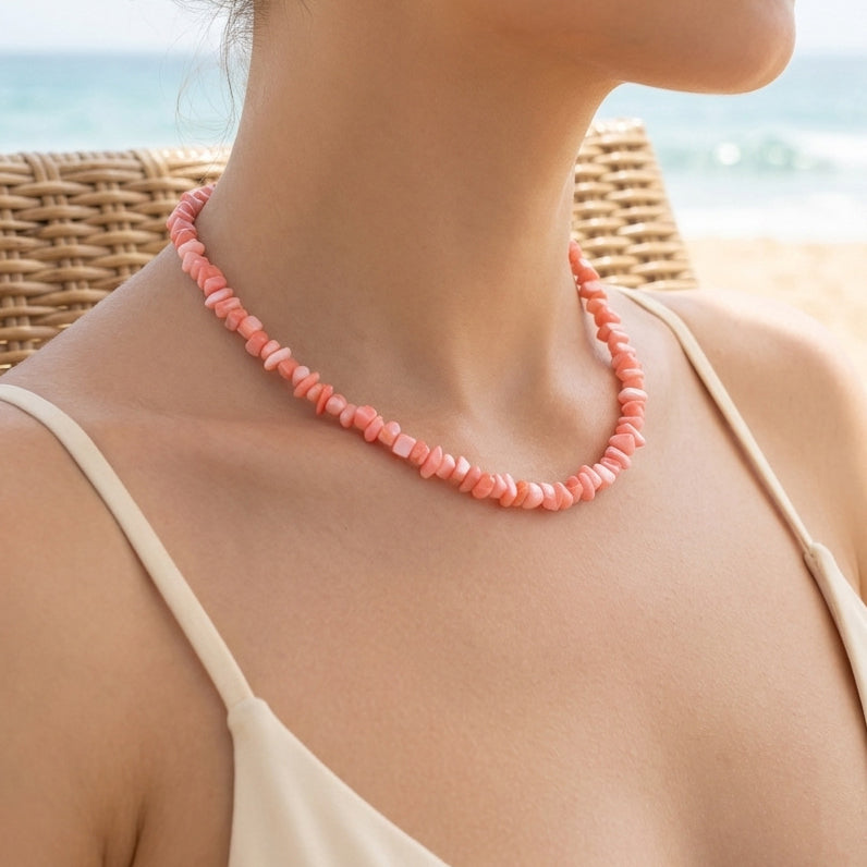 Natural Colorful Crushed Seashell Necklace — Bohemian-Style Summer Beach Vacation Clavicle Chain