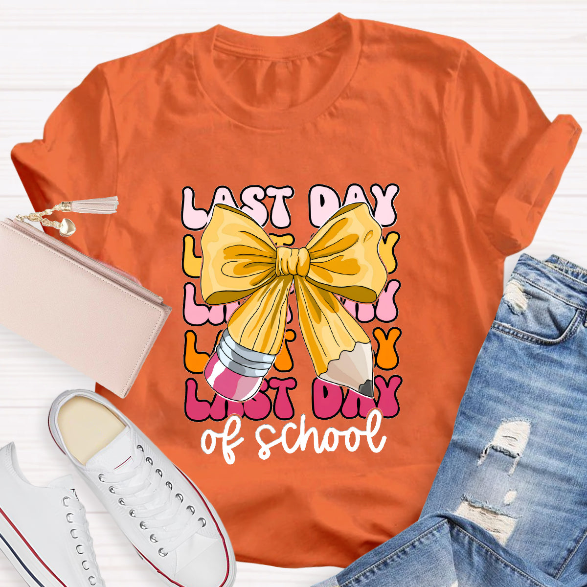 Last Day Of School Pink Bow Teacher T-Shirt