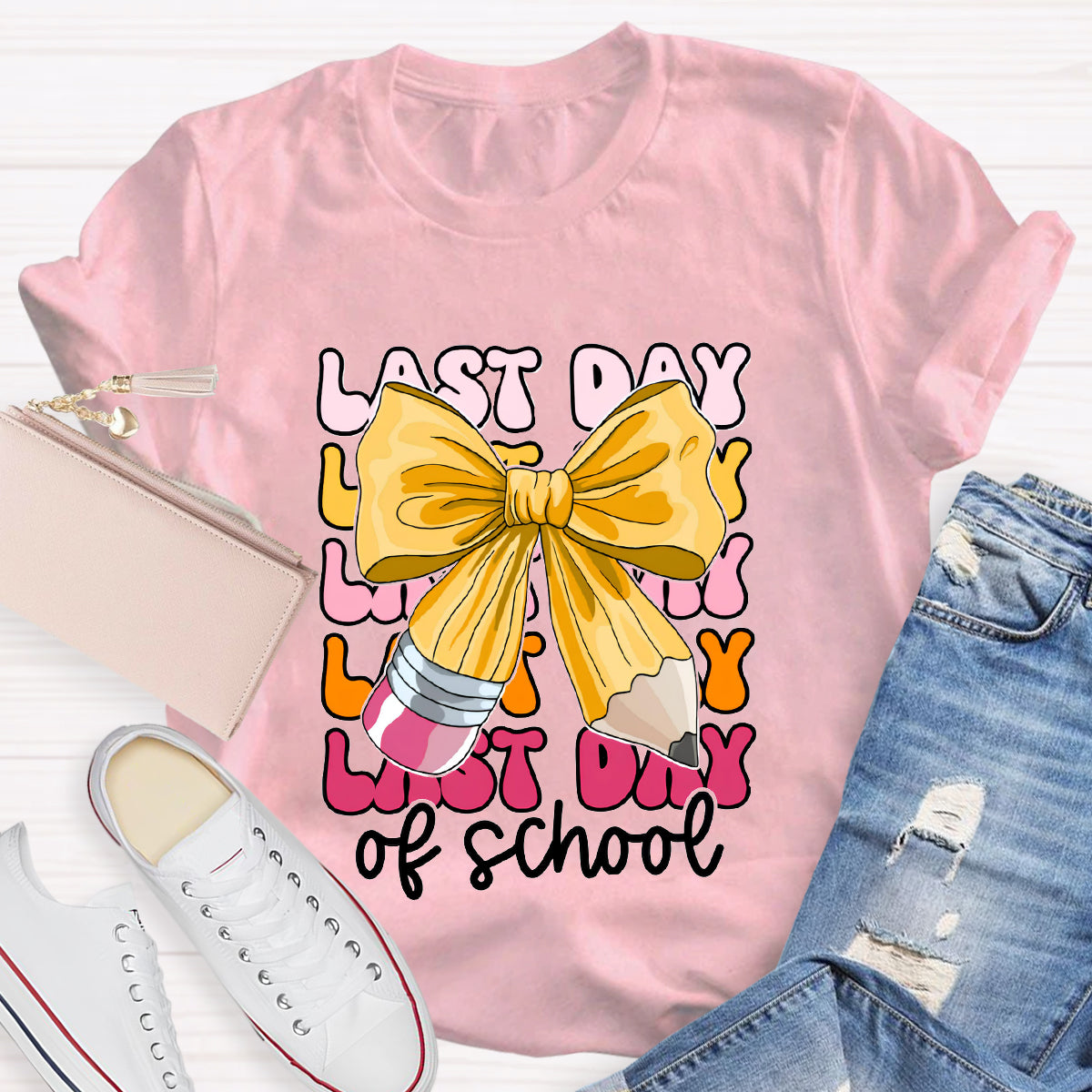 Last Day Of School Pink Bow Teacher T-Shirt