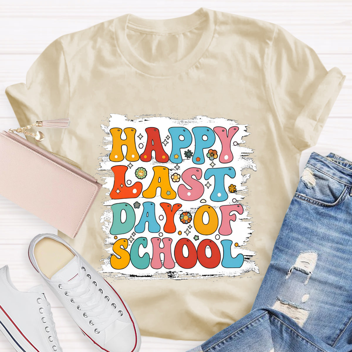 Happy Last Day Of School White Background Print Teacher T-Shirt