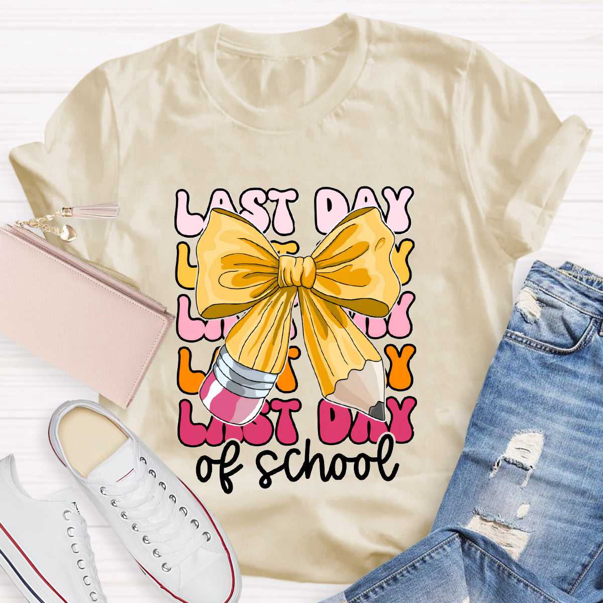Last Day Of School Pink Bow Teacher T-Shirt
