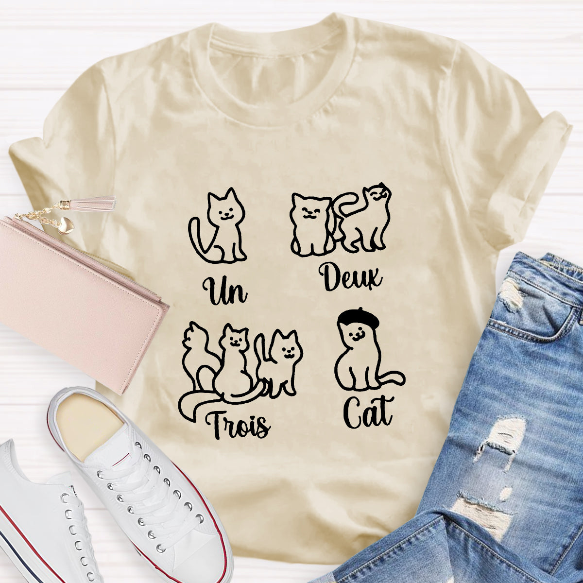 Un Deux Trois Cat French Numbers Cute Cat French Teacher T-Shirt